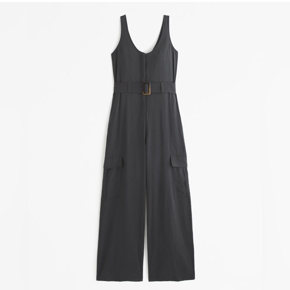 Abercrombie & Fitch Drapes Utility Jumpsuit | Size
Women's M tall